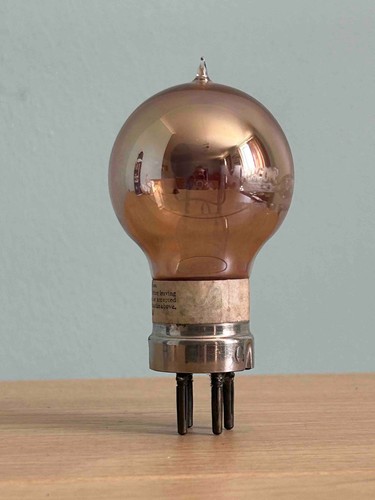 Marconi type bright emitter - type,