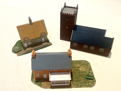 Vintage hornby buildings - 3, x