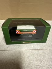 Universal Hobbies Amazone 1:32