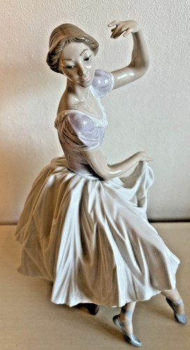 Lladro weary ballerina 5275 - weary,