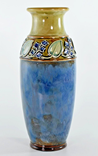 Antique royal doulton 8235 - royal,