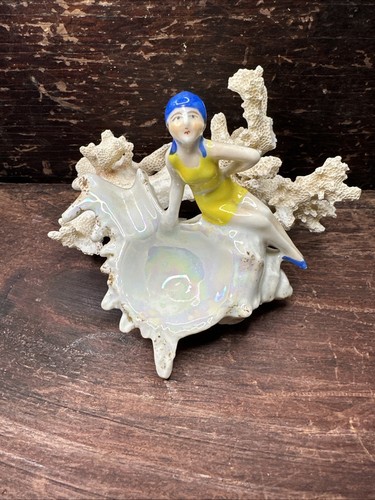 Vintage bathing beauty a - vintage, on
