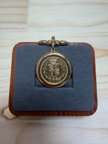 2002 gold half - gold,