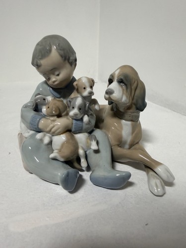 Lladro puppy parade figurine - parade,