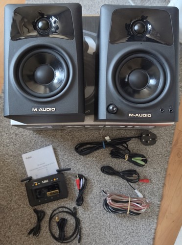 Audio av42 way monitor - m-audio, 2-way