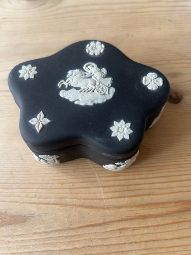 Wedgwood black jasperware - wedgwood,