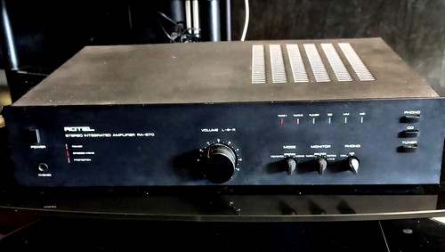Rotel 870 stereo integrated - stereo,