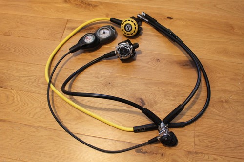 Scubapro mk25 a700 r195 scuba - scubapro,