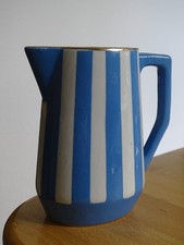 SARREGUEMINES 1 ANTIQUE FAIENCE CREAMER MOD FOX TROT ht 11 cm defective