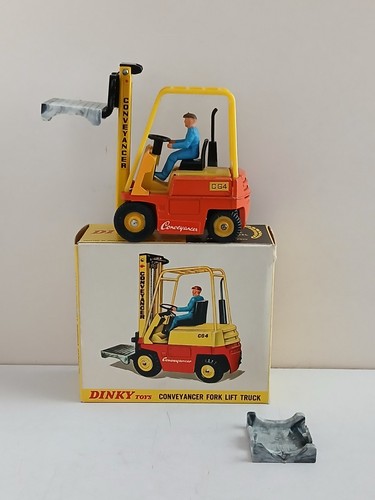 Dinky toys 404 conveyancer - toys,