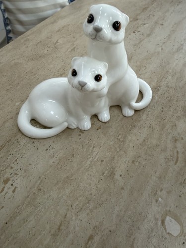 Royal osborne vintage otters - vintage,