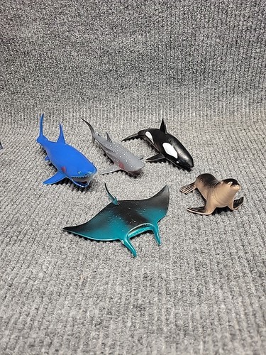 Toy sea animals - 5,