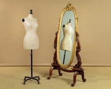 Antique carved and gilded - antique,
