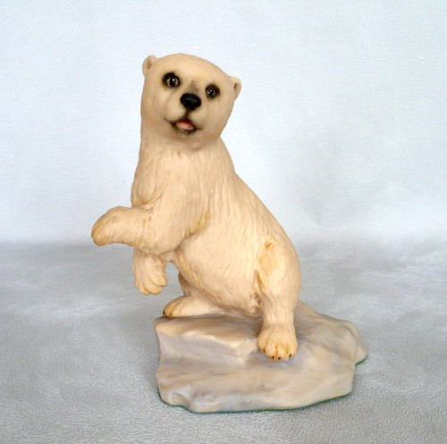 Aynsley polar bear - polar,