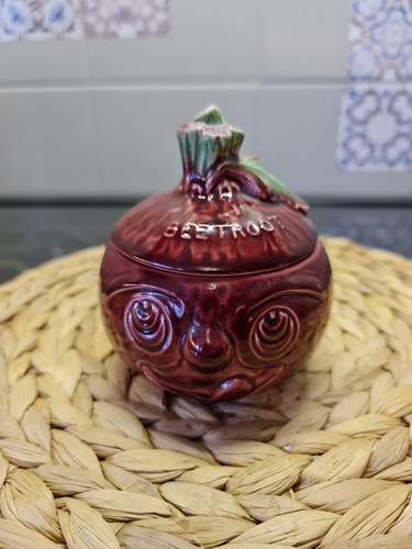 Sylvac small beetroot face pot - small,