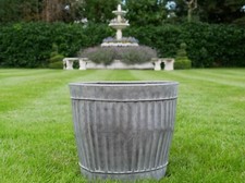 Vintage Style Galvanised Metal Round Ribbed Dolly Tub Garden Planter Pot