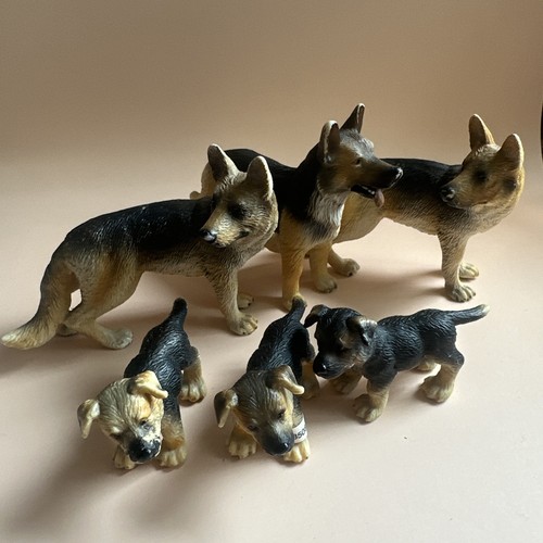 Schleich german shepherd dogs - german,