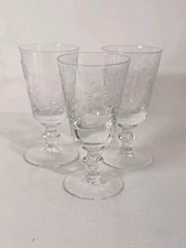 Set Of 3 Sherry/ Small Wine Glasses With Etched Daisy Pattern 11cm Tall
