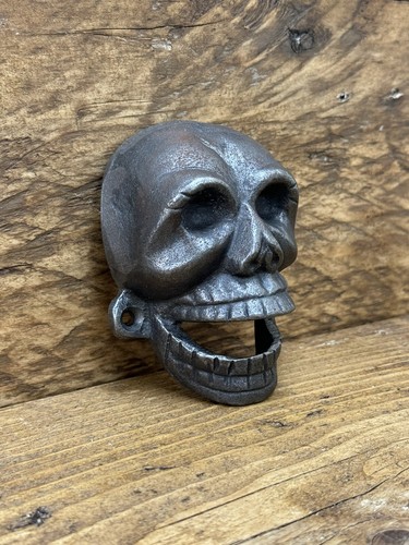 Skull cast iron wall mounted - iron,