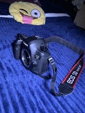 Canon EOS 5D Mark III Digital