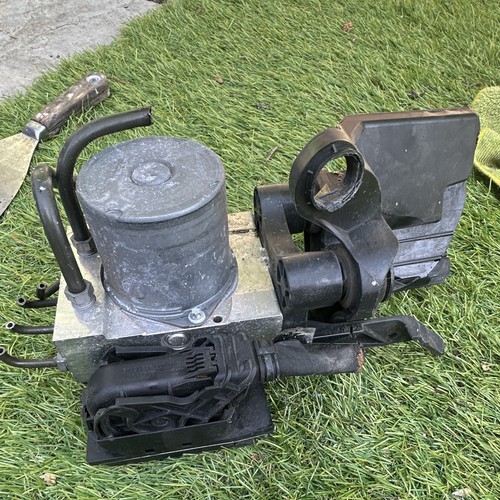 Mercedes benz abs pump - mercedes-benz,