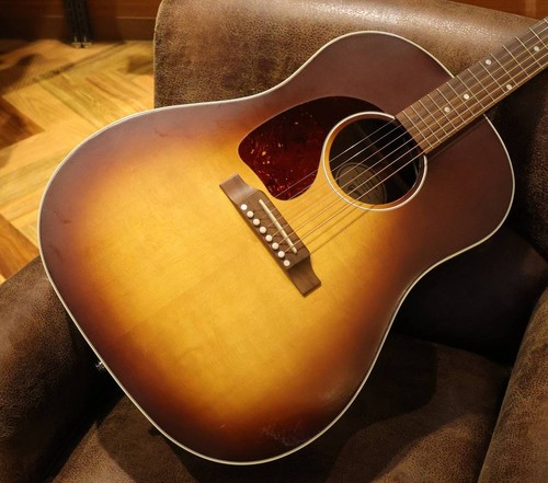Gibson studio walnut left - studio,