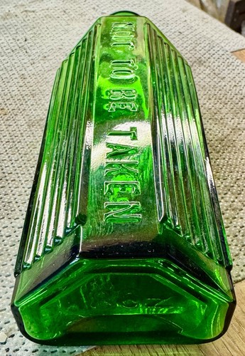 Huge mint poison flatback - huge,