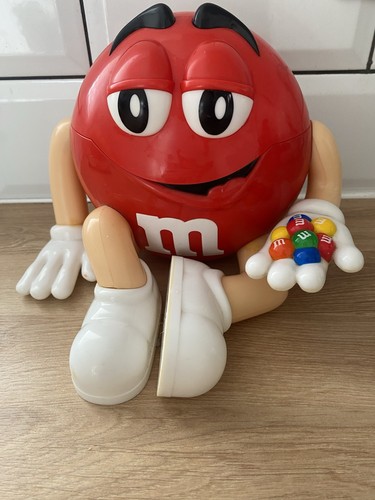 2013 red sweet - m&ms,
