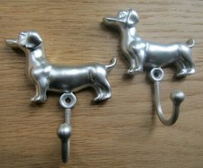 PAIR OF CURTAIN VALANCE TIE