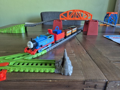 Thomas friends trackmaster - thomas,