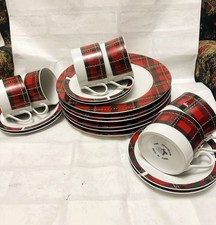 18 Pieces EIT Tartan Dinner