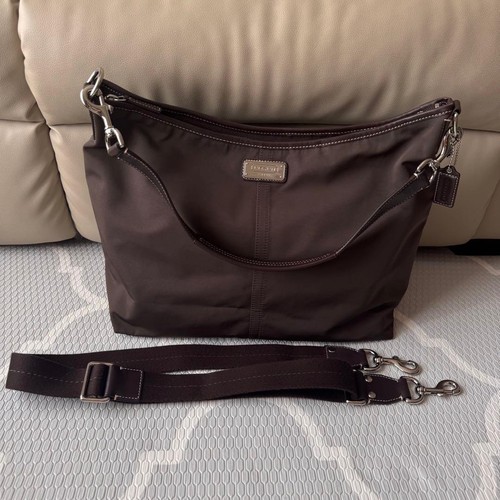 Coach one shoulder bag - coach, a4