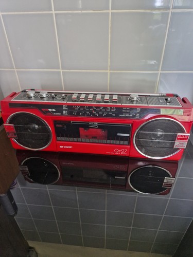 Vintage 1985 sharp qt27 red - 1985,