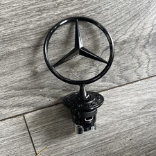 Mercedes Bonnet Badge New
