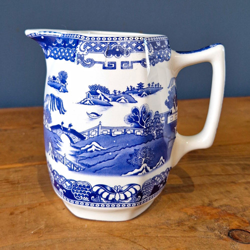 Ringtons pint willow pattern - pint,