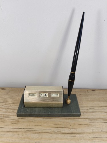 Vintage 1980s retro - , desk