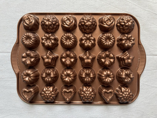 Nordic ware bundt tea cakes - bundt,