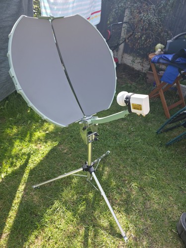 Portable folding satellite - portable,