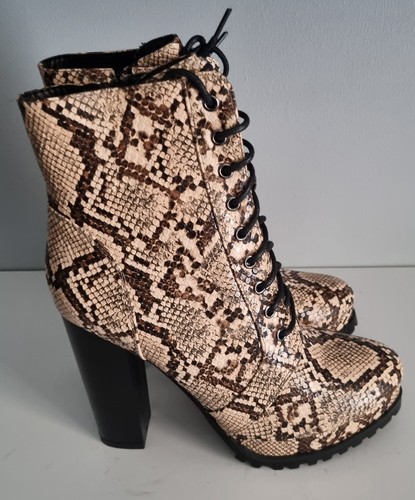 Monochrome snake print chunky - snake,