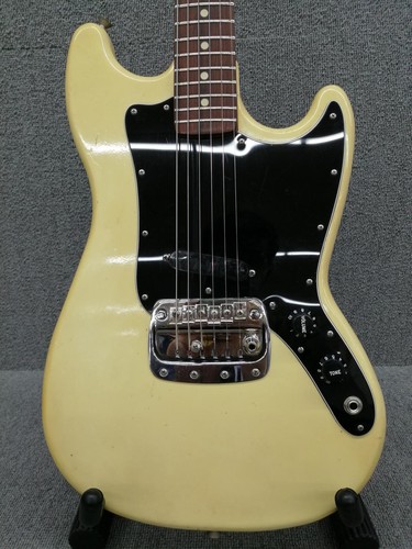 Fender 1976 bronco white - [fender],
