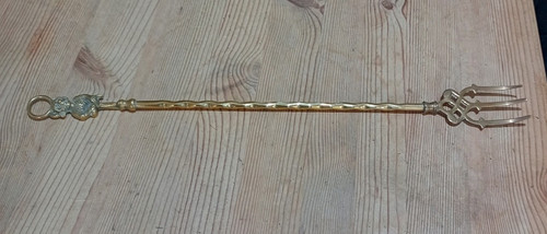 Long brass toasting - ,