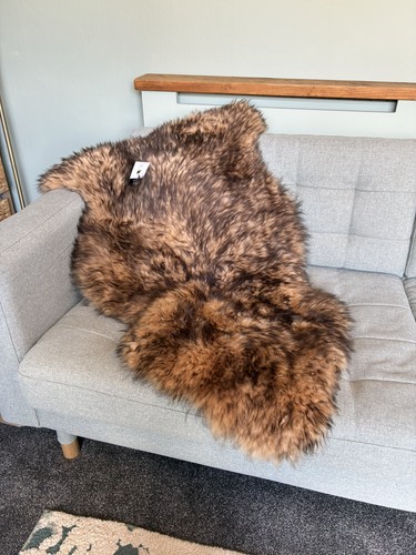 Sheepskin rug brown - |, fox