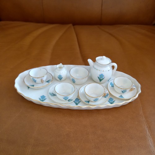 Goss crested china model - china, of
