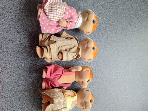 Sylvanian families figures - sylvanian,