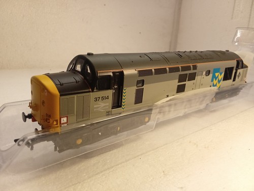 Bachmann 386 class 37 - bachmann,