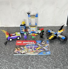 Lego Juniors The Joker Batcave