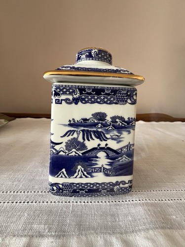 Ringtons blue and white - and, square