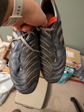 adidas Predator Powerswerve