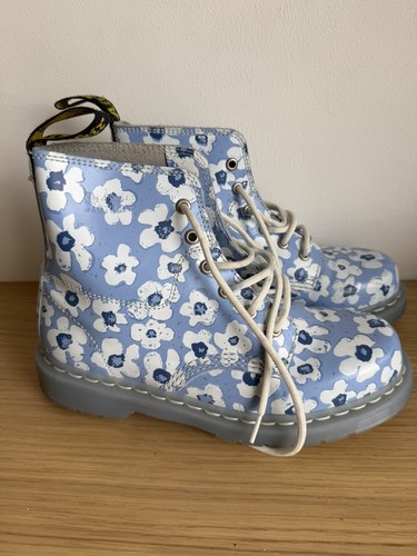 Martens blue and white - blue,