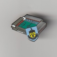 BURNLEY F.C. Ground & Club Crested Enamel Badge 